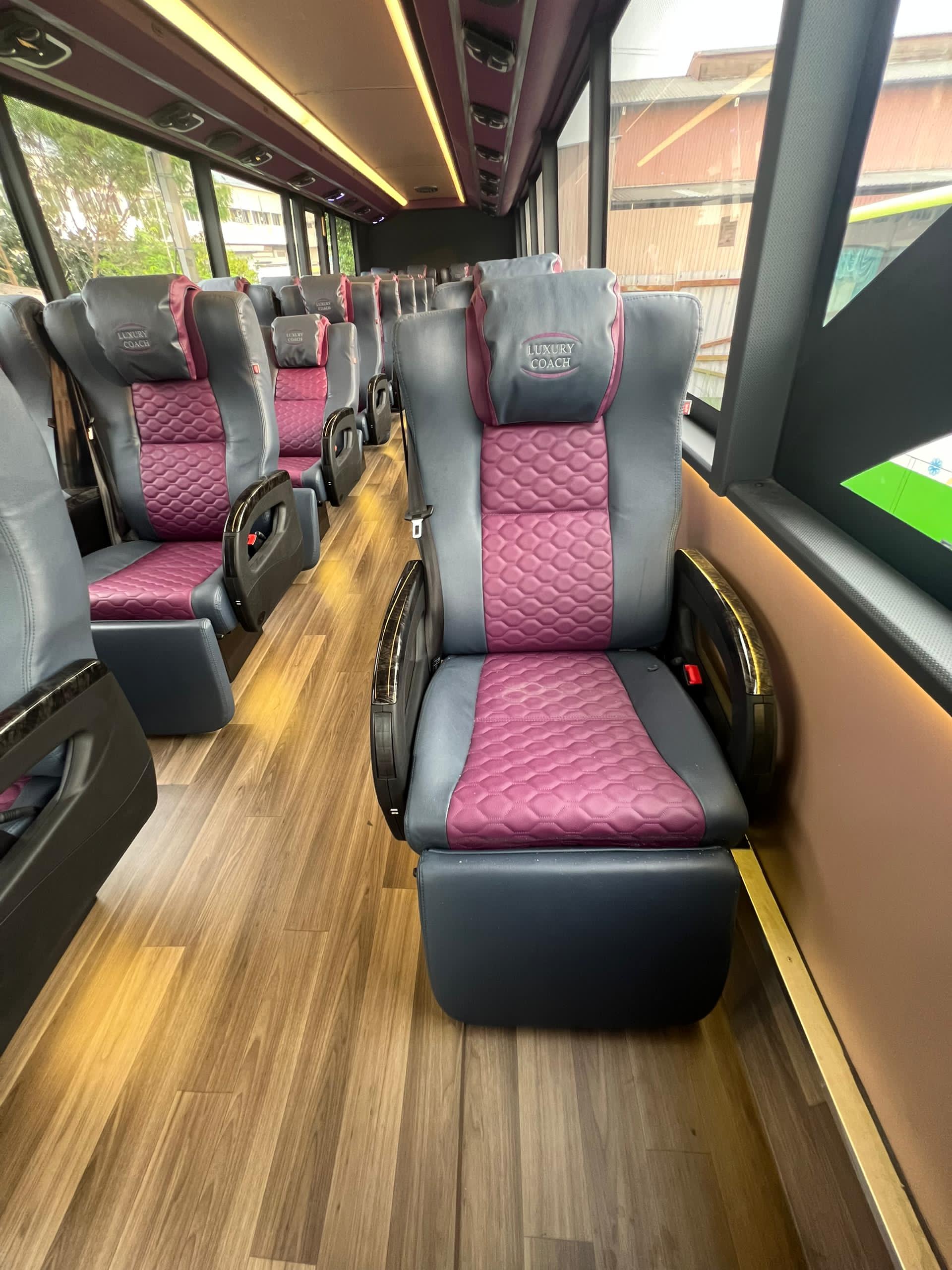 Luxury coach setting (7)